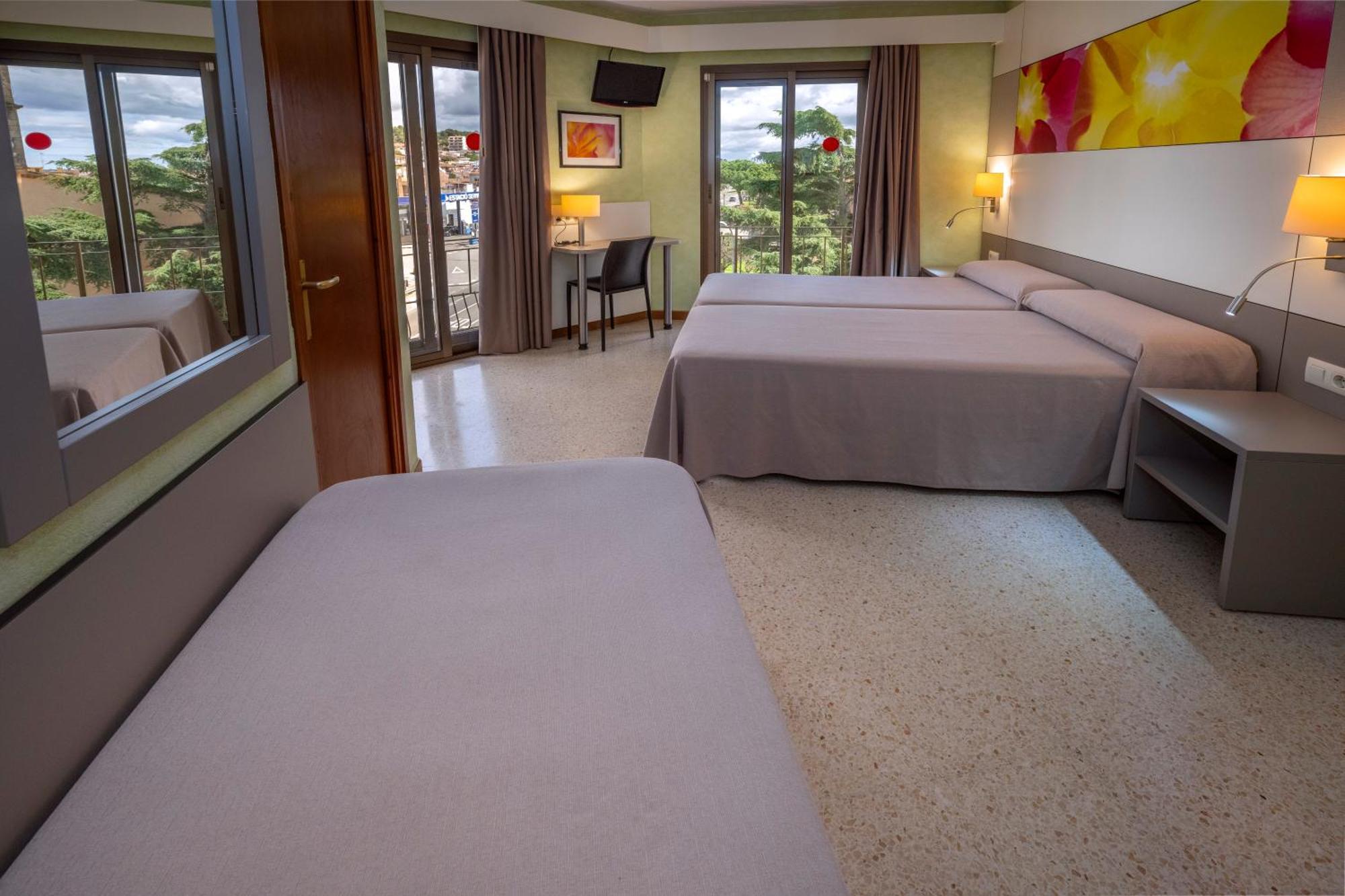 Hotel Sabiote Pineda de Mar Buitenkant foto