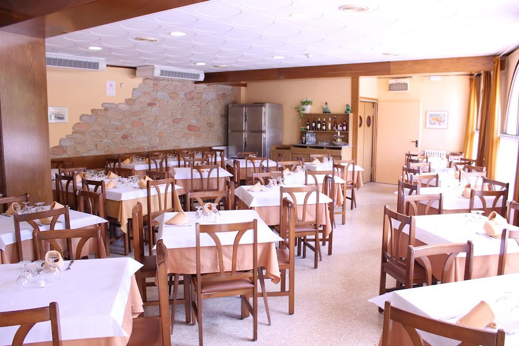 Hotel Sabiote Pineda de Mar Buitenkant foto