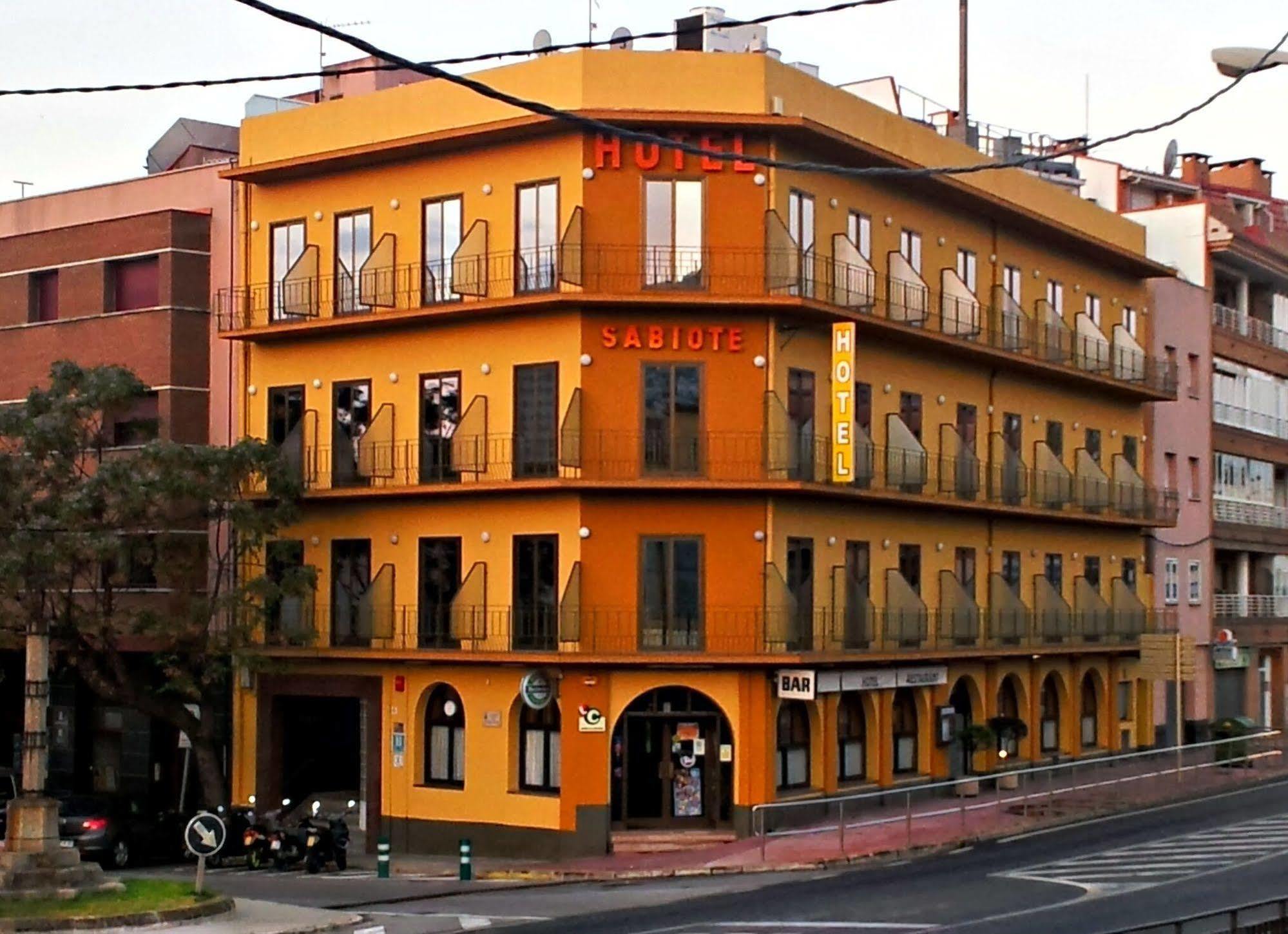 Hotel Sabiote Pineda de Mar Buitenkant foto