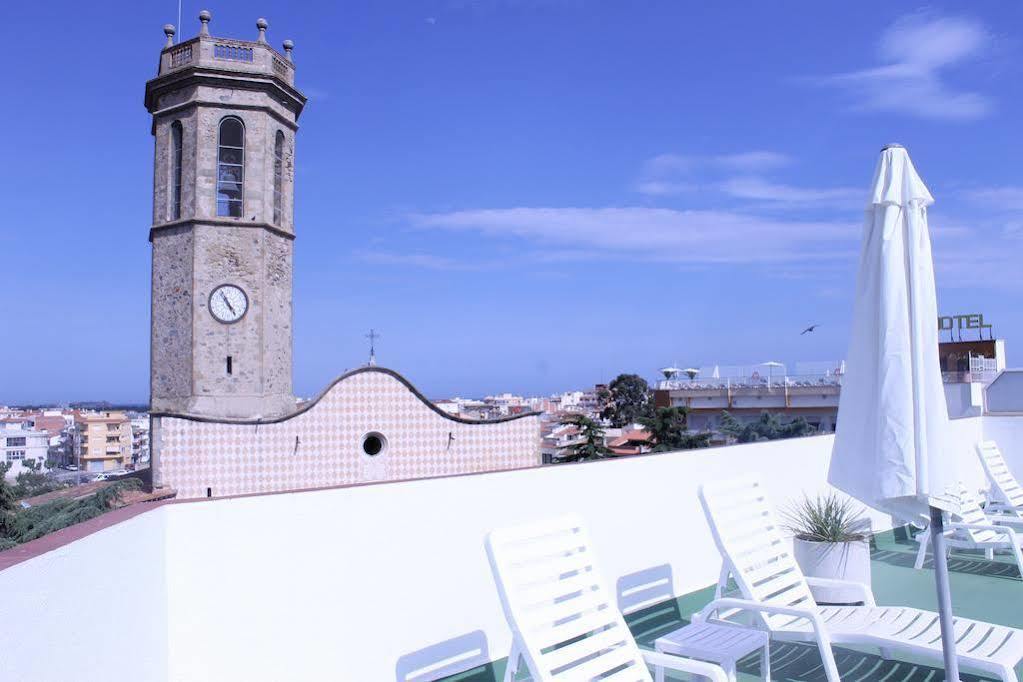 Hotel Sabiote Pineda de Mar Buitenkant foto
